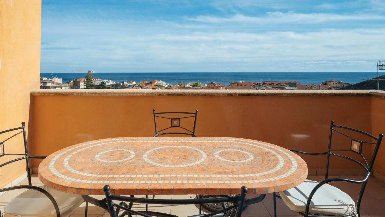 Virgilio 2 - Villa Bice Alassio Exterior photo